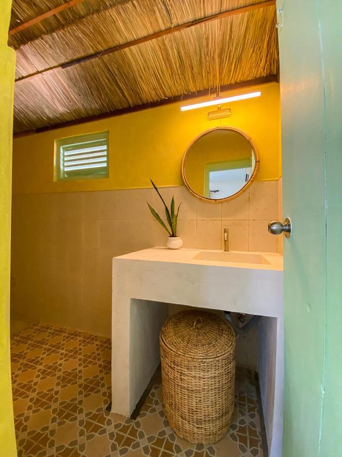 Отель Banana Surf House Аругам Экстерьер фото